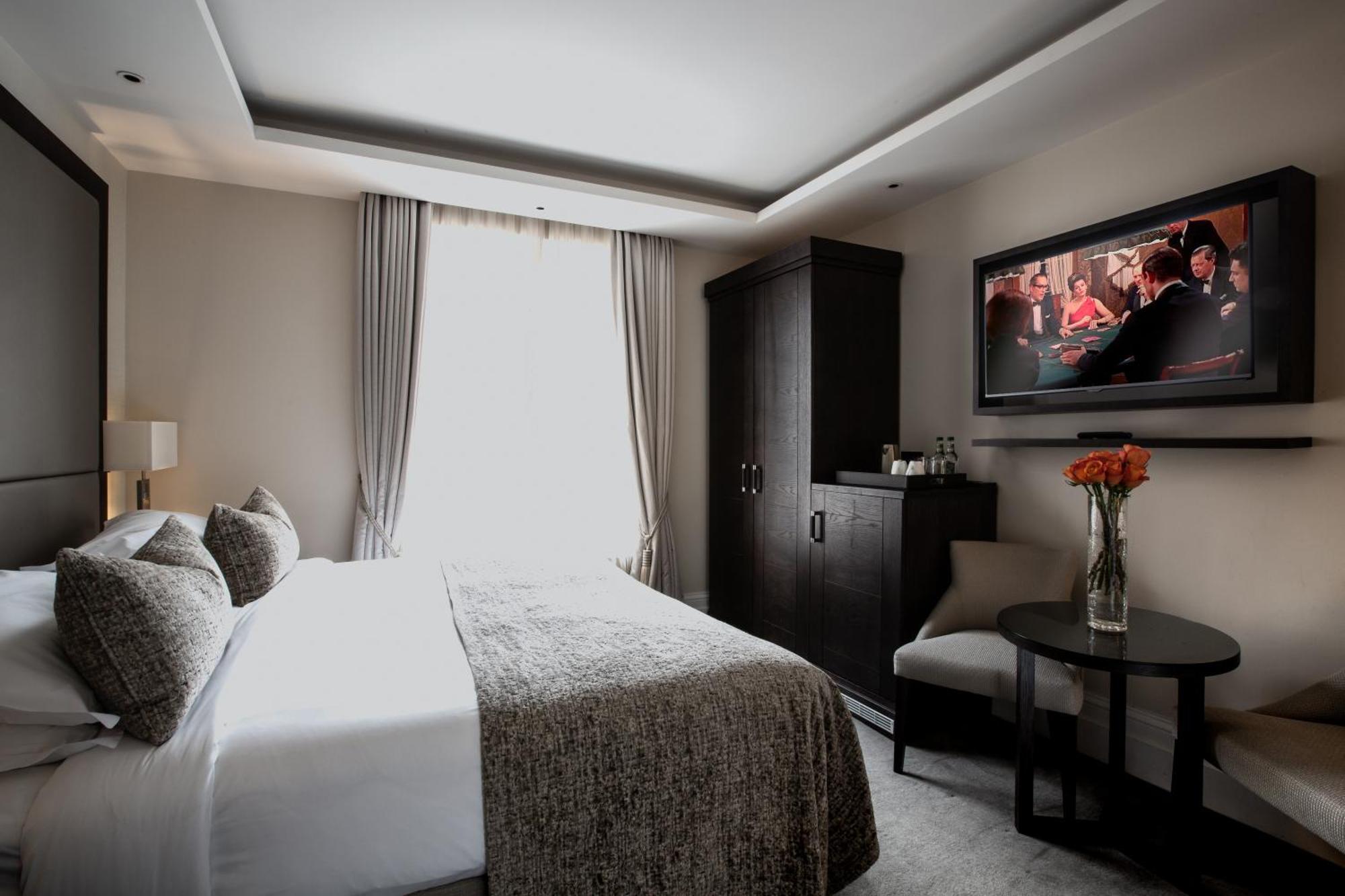 วัน วอริค พาร์ค โฮเต็ล Hotel รอยัลทันบริดจ์เวลส์ ภายนอก รูปภาพ